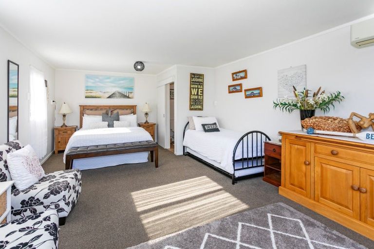 Photo of property in 104 Kiwi Road, Whangamata, 3620