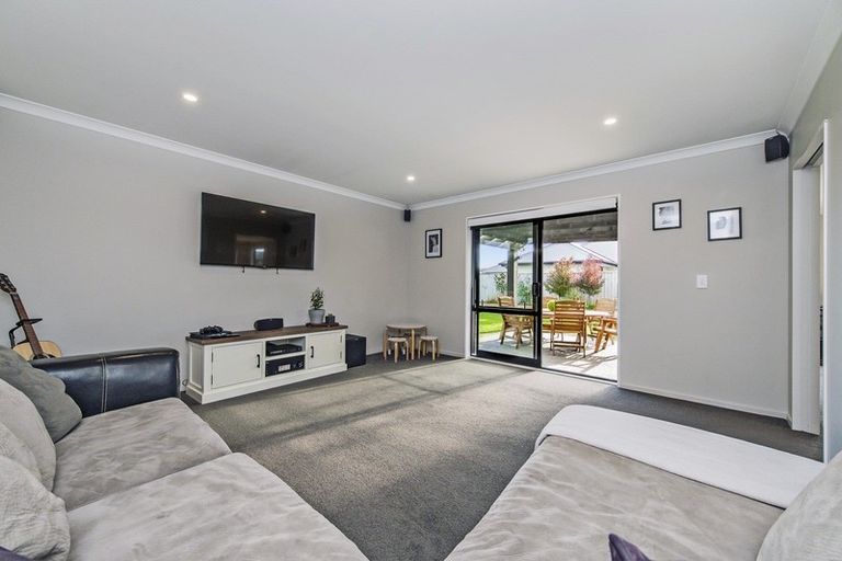 Photo of property in 31 Navy Loop, Rolleston, 7614