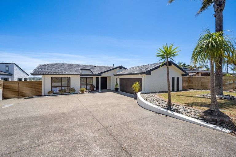 Photo of property in 28 Falstaff Place, Half Moon Bay, Auckland, 2012