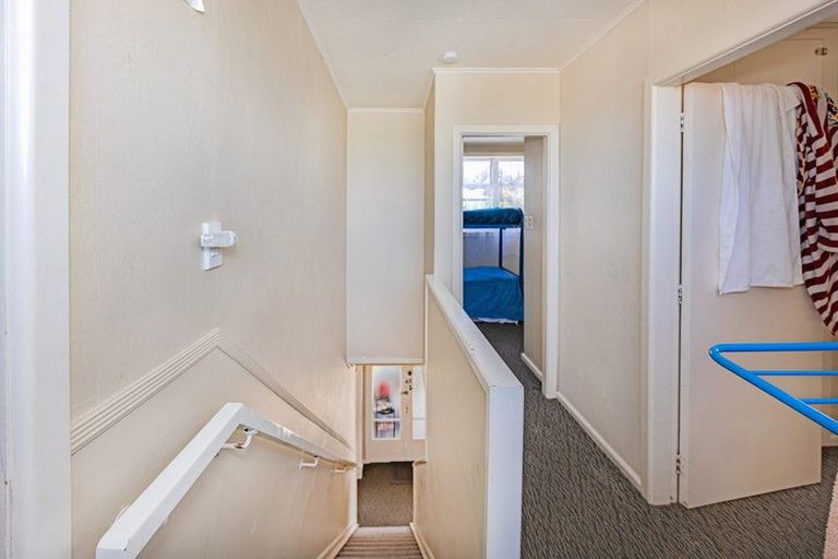 Photo of property in 15a Ure Street, South Hill, Oamaru, 9400