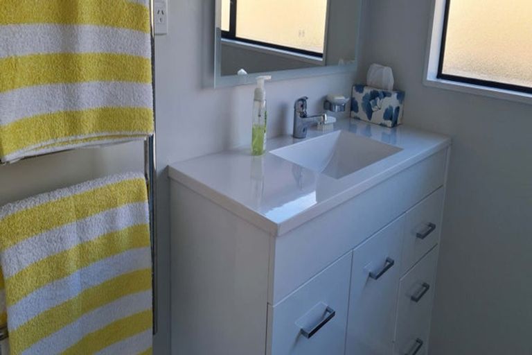 Photo of property in 24/18 Williams Road, Hobsonville, Auckland, 0618