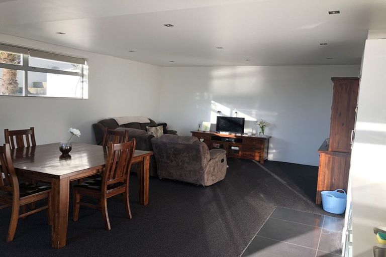Photo of property in 5 Gazelle Lane, Redcliffs, Christchurch, 8081