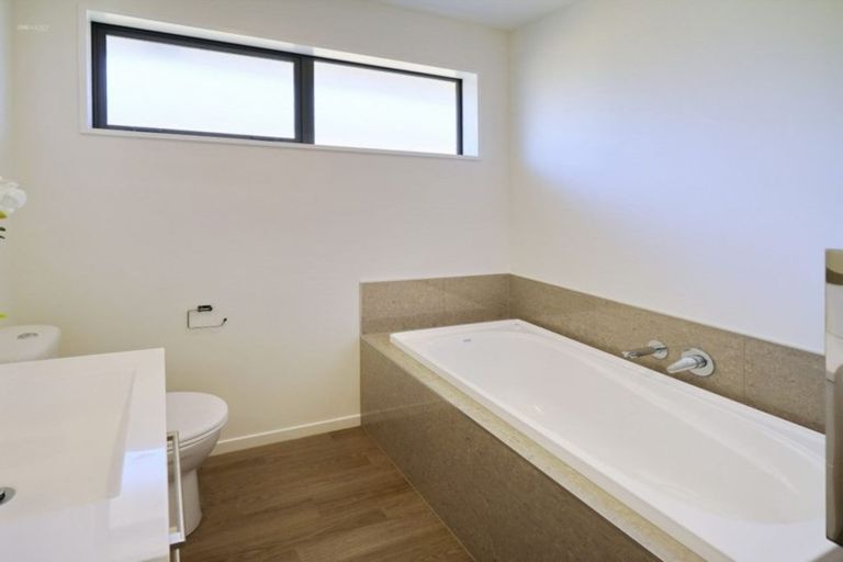 Photo of property in 49 Pegasus Boulevard, Pegasus, 7612