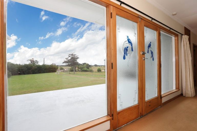 Photo of property in 2 Viles Road, Bulls, 4894