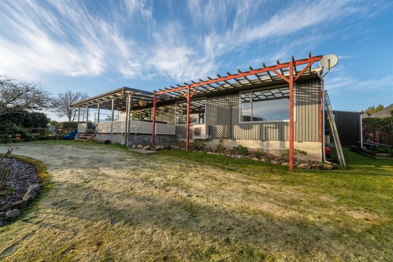 Photo of property in 12 Hillview Place, Pleasant Point, 7903