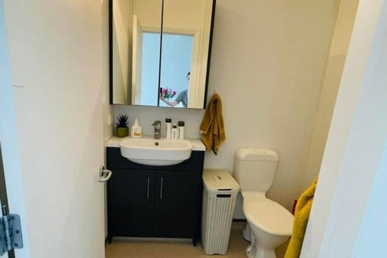 Photo of property in Monvie Apartments, 804/15 Holland Street, Te Aro, Wellington, 6011