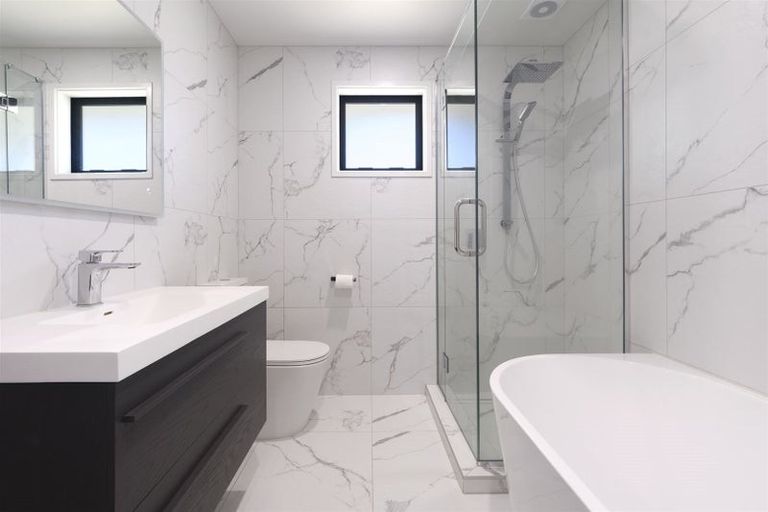 Photo of property in 6 Greenvale Place, Welcome Bay, Tauranga, 3112