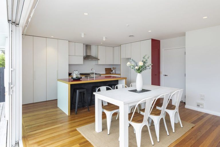 Photo of property in 53 Birchfield Avenue, Dallington, Christchurch, 8061