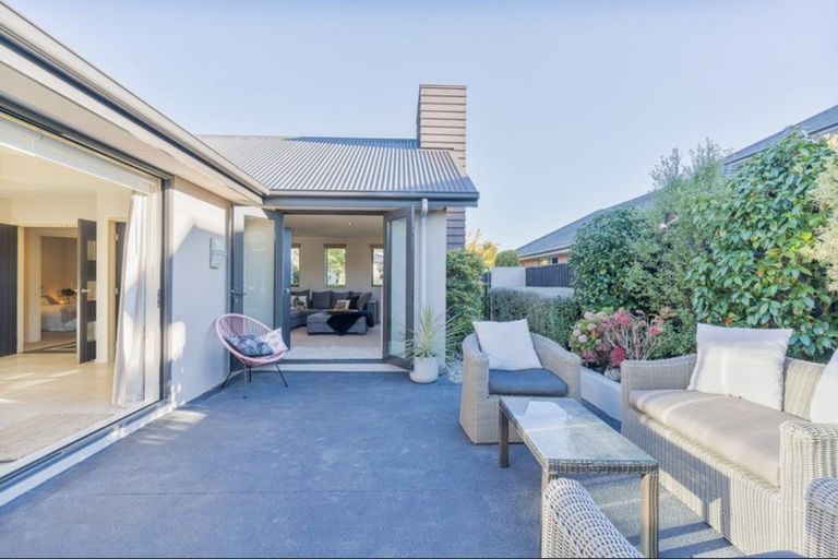 Photo of property in 6 Ruby Avenue, Northwood, Christchurch, 8051