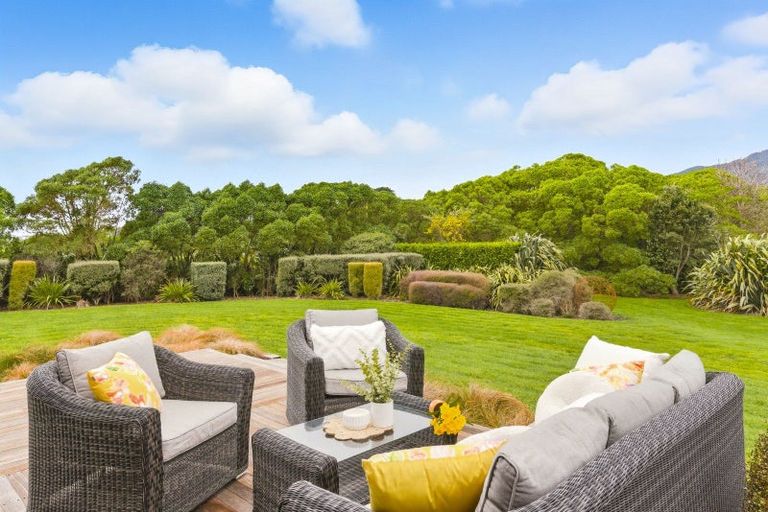 Photo of property in 34 Pairuku Lane, Peka Peka, Waikanae, 5391