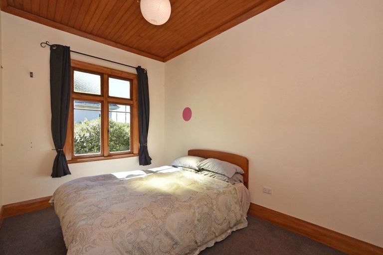 Photo of property in 5 Prince Street, Winton, 9720