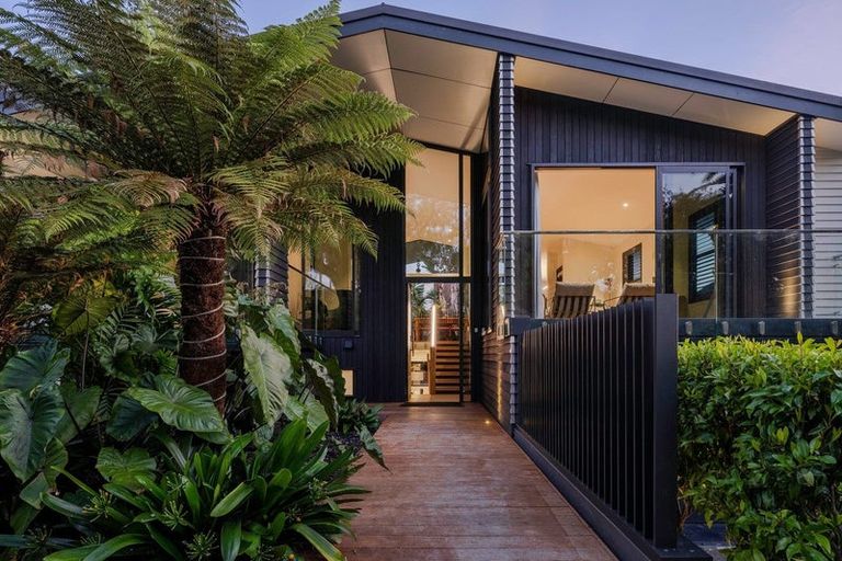 Photo of property in 37 Fourteenth Avenue, Tauranga South, Tauranga, 3112