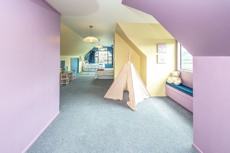 Photo of property in 5 Hampton Place, Springvale, Whanganui, 4501