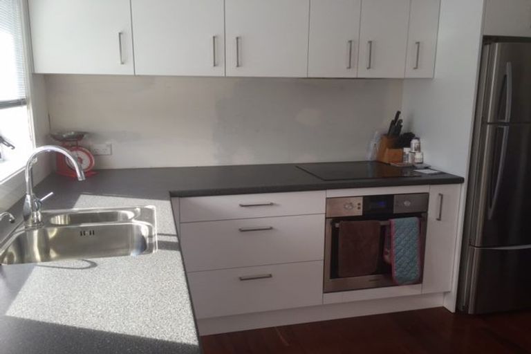 Photo of property in 1/54 Richards Avenue, Forrest Hill, Auckland, 0620