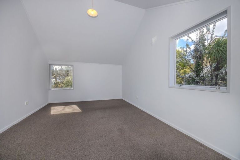 Photo of property in 9a Aeolus Place, Wanaka, 9305