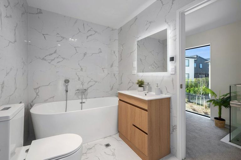 Photo of property in 5/9 Bronzewater Drive, Silverdale, 0932