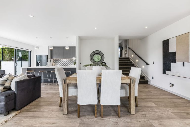 Photo of property in 16 Bella Vista Drive, Gulf Harbour, Whangaparaoa, 0930