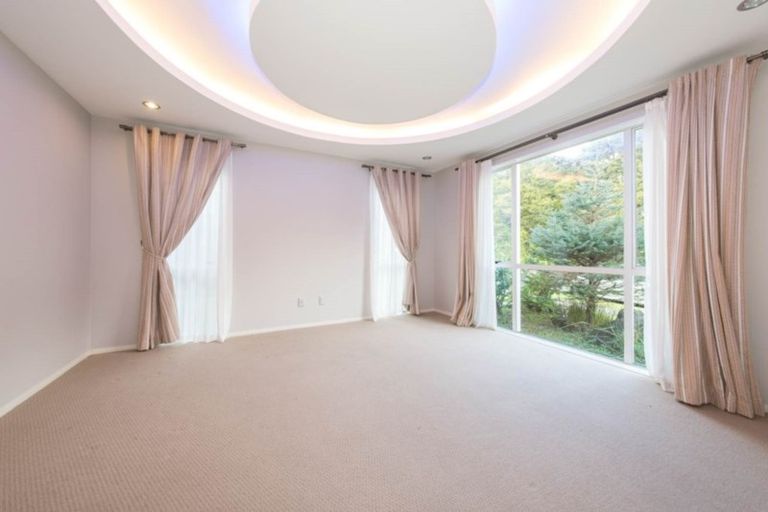Photo of property in 22 Bellagio Way, Flat Bush, Auckland, 2019