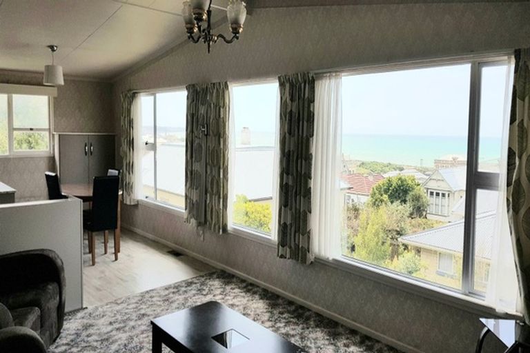 Photo of property in 18a Wharfe Street, South Hill, Oamaru, 9400