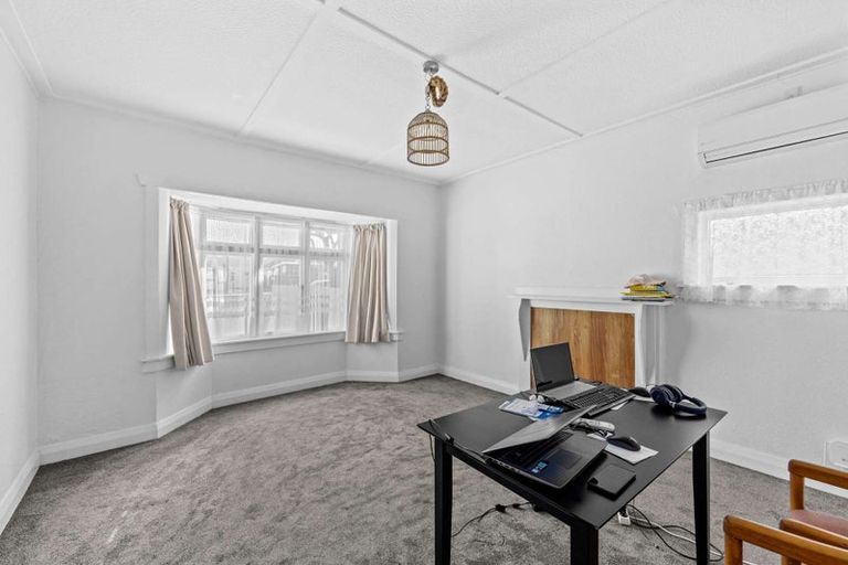 Photo of property in 146 Randwick Road, Moera, Lower Hutt, 5010