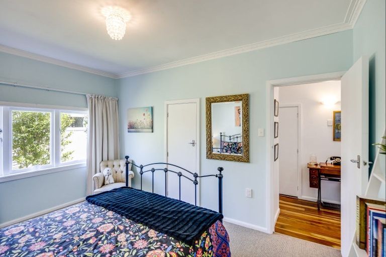 Photo of property in 212 Terrace Road, Parkvale, Hastings, 4122