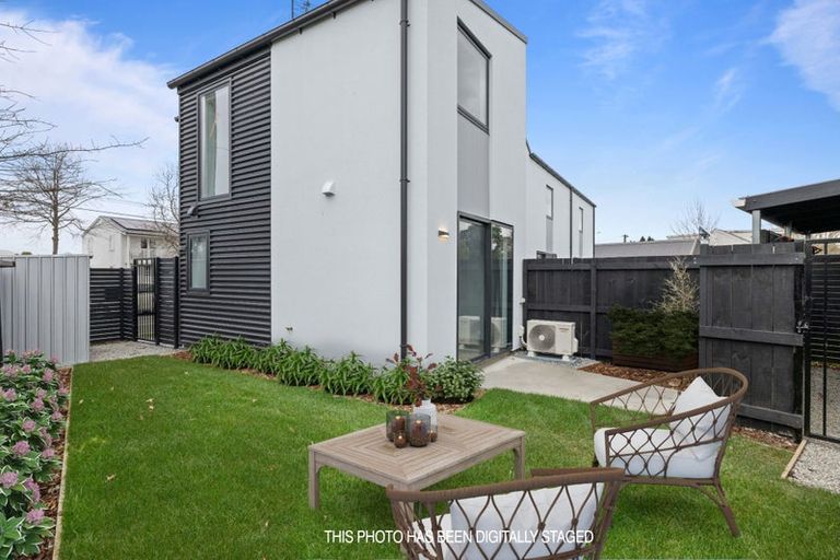Photo of property in 4/43 New Brighton Road, Shirley, Christchurch, 8061