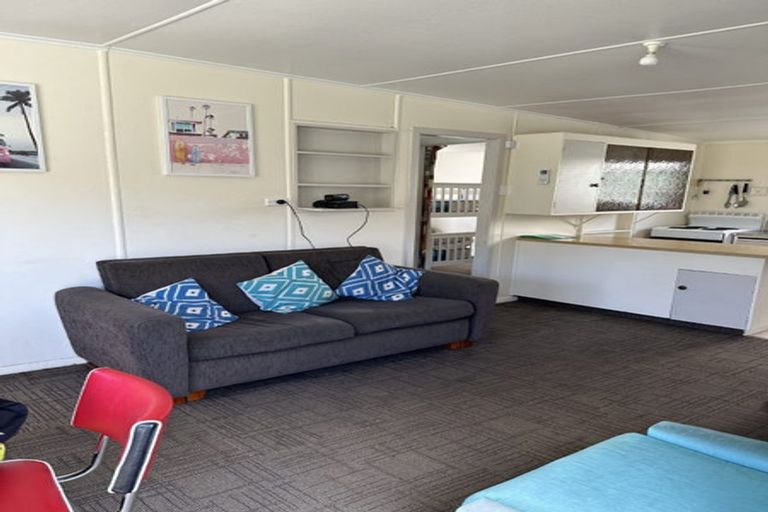 Photo of property in 1 First Avenue, Urenui, 4377