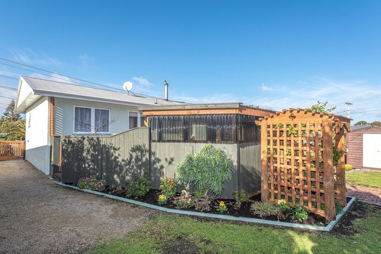 Photo of property in 45 Mosston Road, Castlecliff, Whanganui, 4501