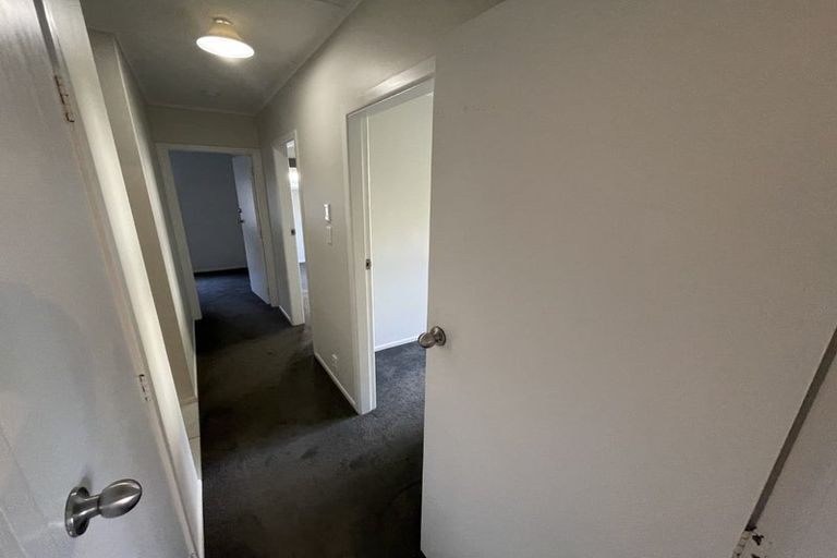 Photo of property in 5 John Street, Stokes Valley, Lower Hutt, 5019