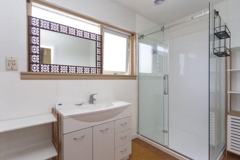 Photo of property in 8 Wadeley Road, Ilam, Christchurch, 8041