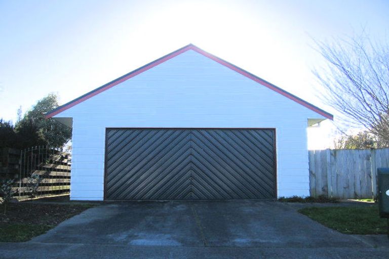 Photo of property in 16 Delta Place, Milson, Palmerston North, 4414