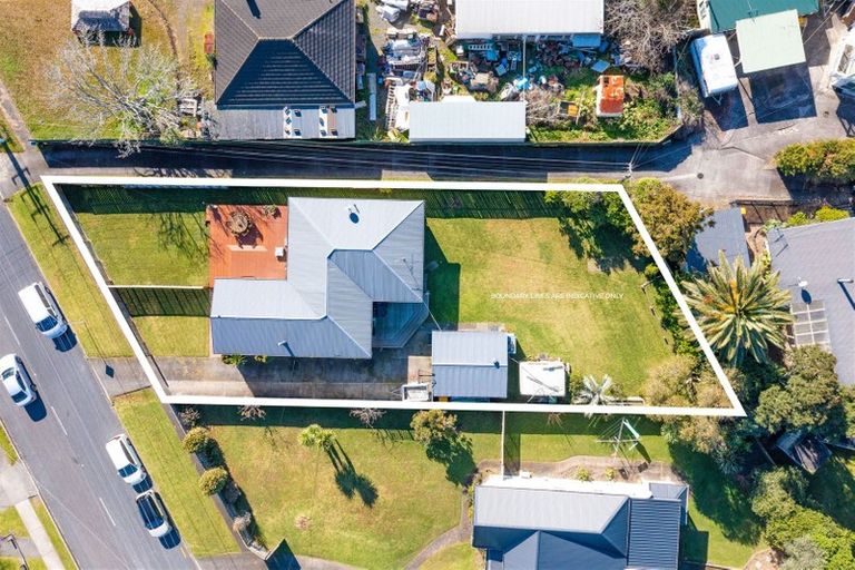 Photo of property in 44 Woodglen Road, Glen Eden, Auckland, 0602