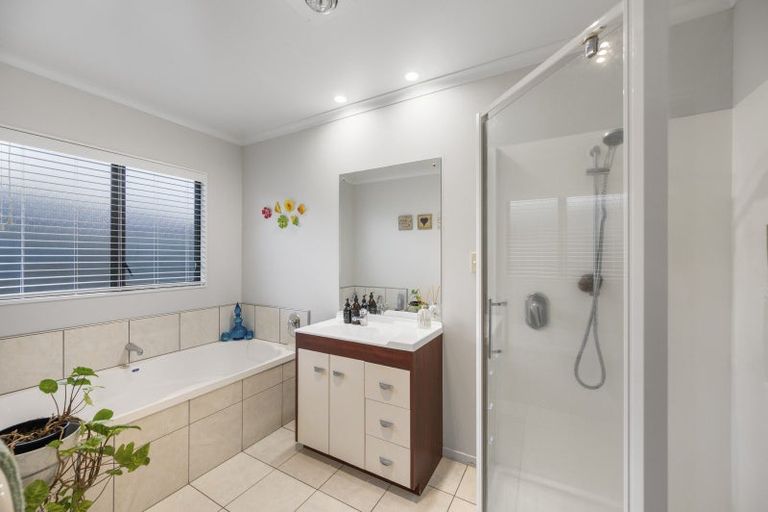 Photo of property in 9 Harrison Court, Clive, 4102