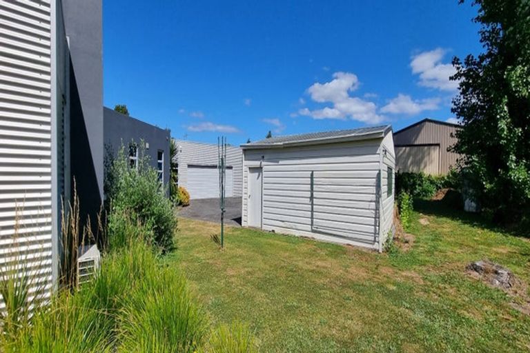 Photo of property in 87a Joseph Banks Drive, Whitby, Porirua, 5024