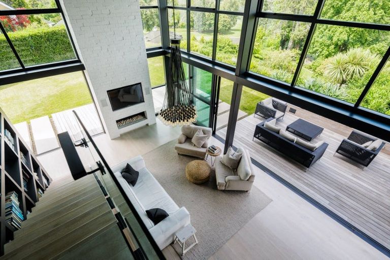 Photo of property in 92 Braid Road, St Andrews, Hamilton, 3200