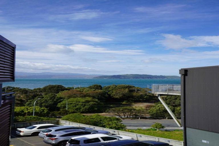 Photo of property in 9b Onslow Road, Khandallah, Wellington, 6035