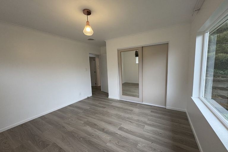 Photo of property in 72c Black Rock Road, Newlands, Wellington, 6037