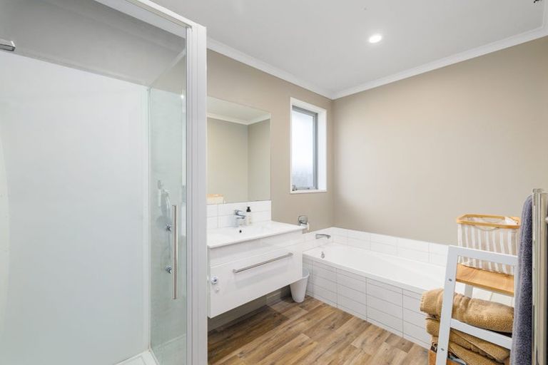 Photo of property in 27 George West Square West, Wigram, Christchurch, 8025