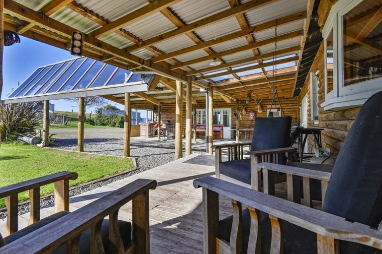 Photo of property in 81 Pohokura Road, Tutira, Napier, 4188