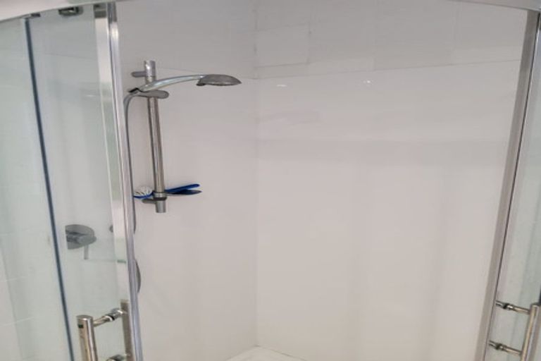 Photo of property in 11 Robieson Street, Roseneath, Wellington, 6011