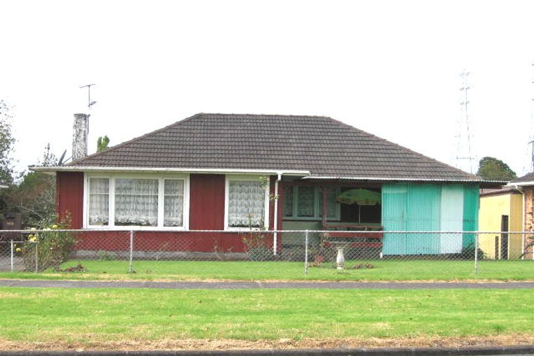 Photo of property in 119 Flanshaw Road, Te Atatu South, Auckland, 0610