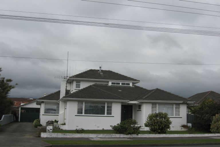 Photo of property in 36 Winchester Street, Levin, 5510