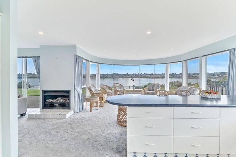 Photo of property in 10 Tytus Place, Conifer Grove, Takanini, 2112