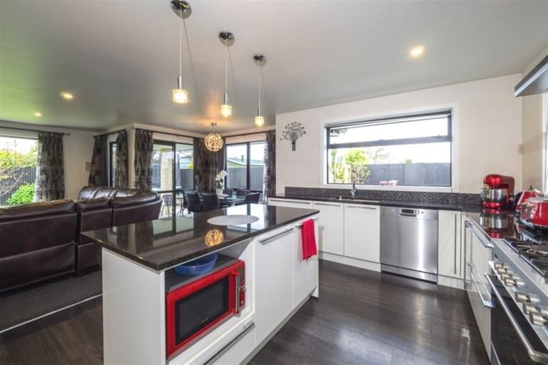 Photo of property in 158 Mcmurdo Street, Tinwald, Ashburton, 7700