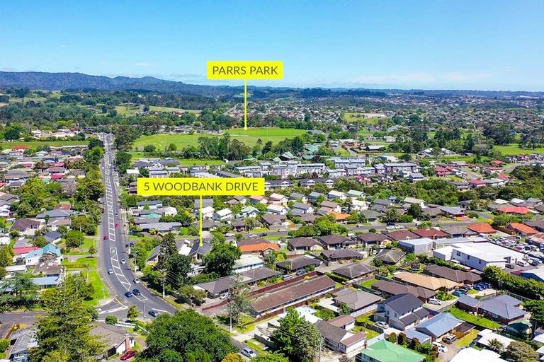 Photo of property in 5 Woodbank Drive, Glen Eden, Auckland, 0602