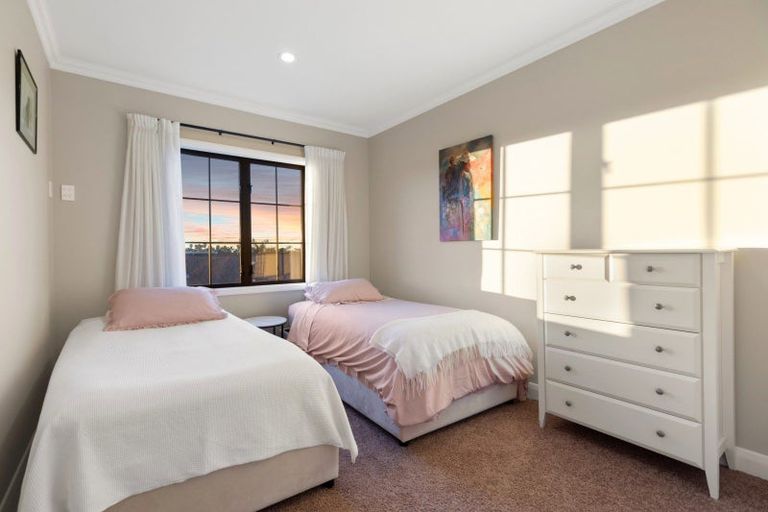 Photo of property in 166 Oriental Parade, Papamoa Beach, Papamoa, 3118