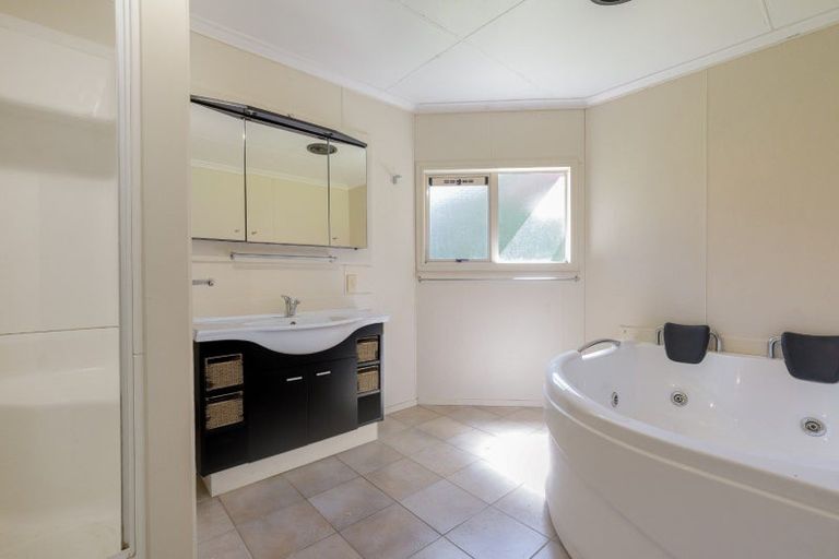 Photo of property in 22 Gill Lane, Te Puna, Tauranga, 3174