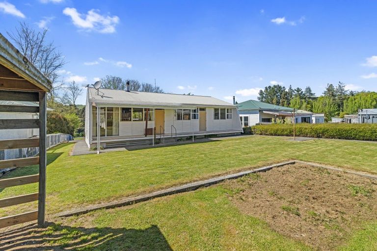 Photo of property in 157 Hautapu Street, Taihape, 4720