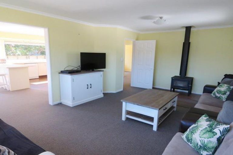 Photo of property in 6 Puketotara Street, Highlands Park, New Plymouth, 4312