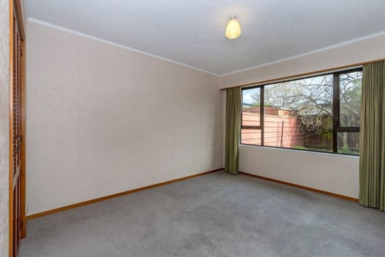 Photo of property in 2/36 Russley Road, Russley, Christchurch, 8042